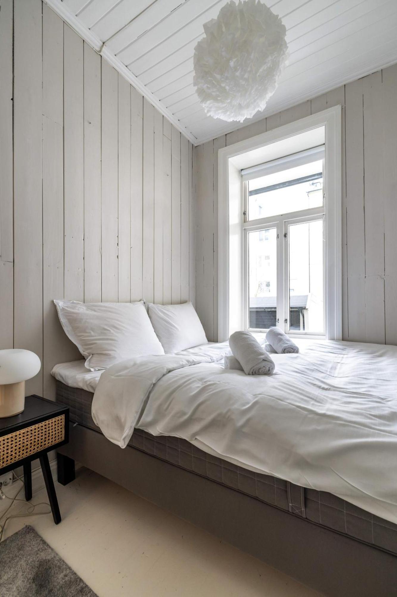 Dinbnb Comfortable 2-bed Urban Escape With Apple Tv & Cozy Features