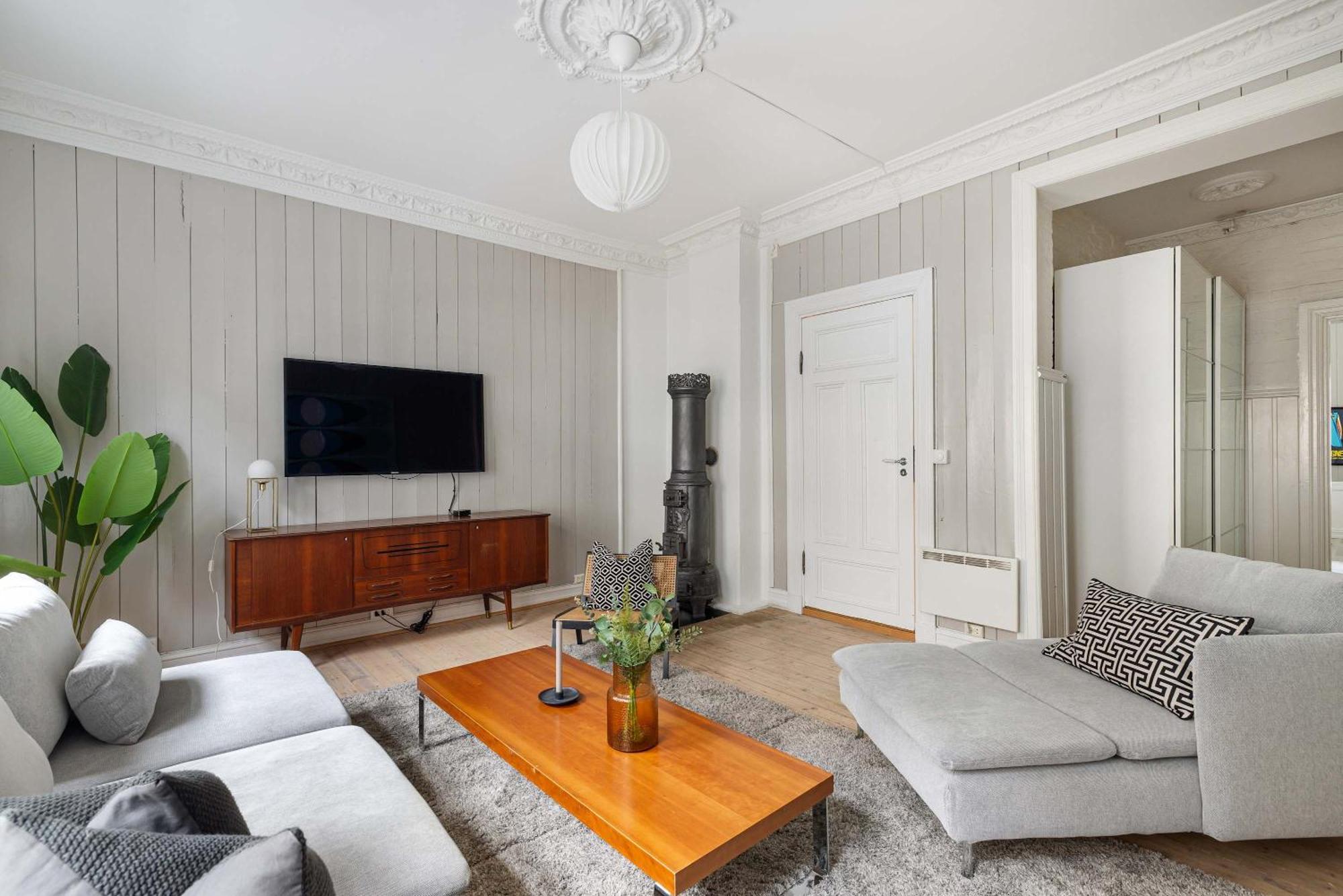 Dinbnb Comfortable 2-bed Urban Escape With Apple Tv & Cozy Features Oslo